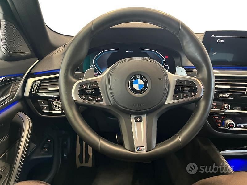 Usata BMW 530e Luxury Line 251 CV (184 kW) 2019 Bianco Berlina