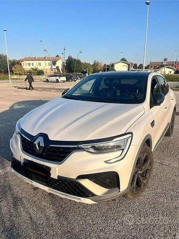 Usata Renault Arkana R.S. 94 CV (69 kW) 2022 Bianco SUV