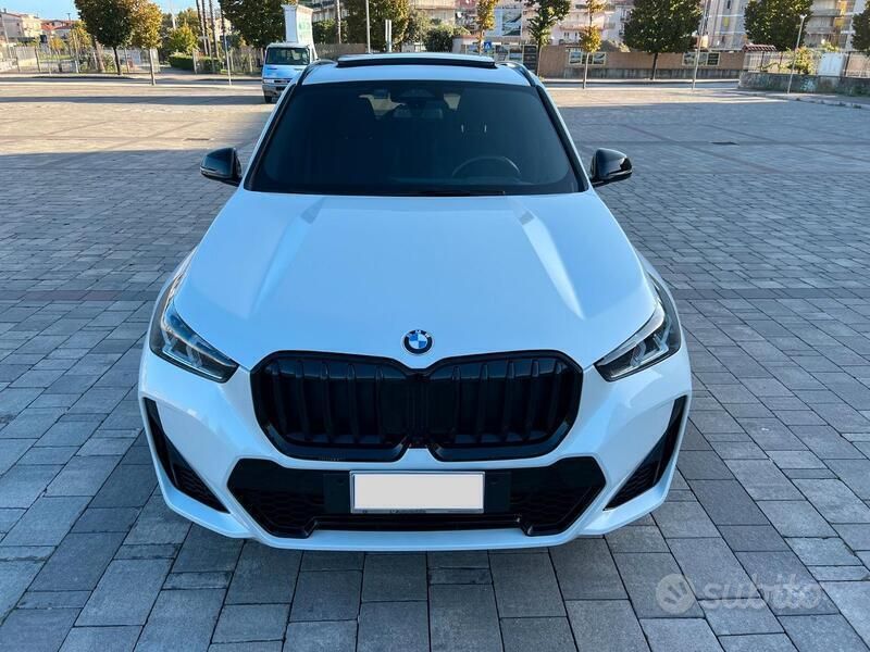 Usata BMW X1 Efficient Dynamics 197 CV (144 kW) 2023 Bianco SUV