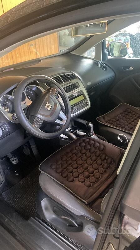 Usata Seat Altea XL Stylance 105 CV (77 kW) 2011 Nero Monovolume