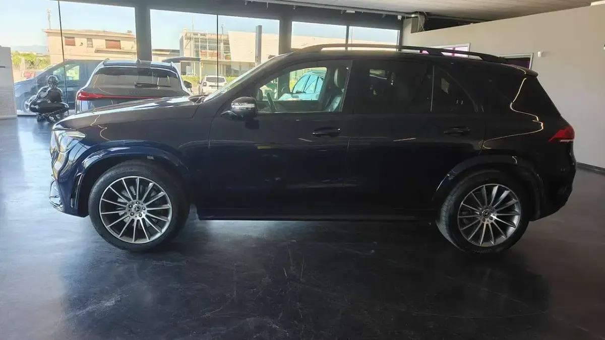 Usata Mercedes GLE300 Premium 245 CV (180 kW) 2019 Blu/azzurro SUV