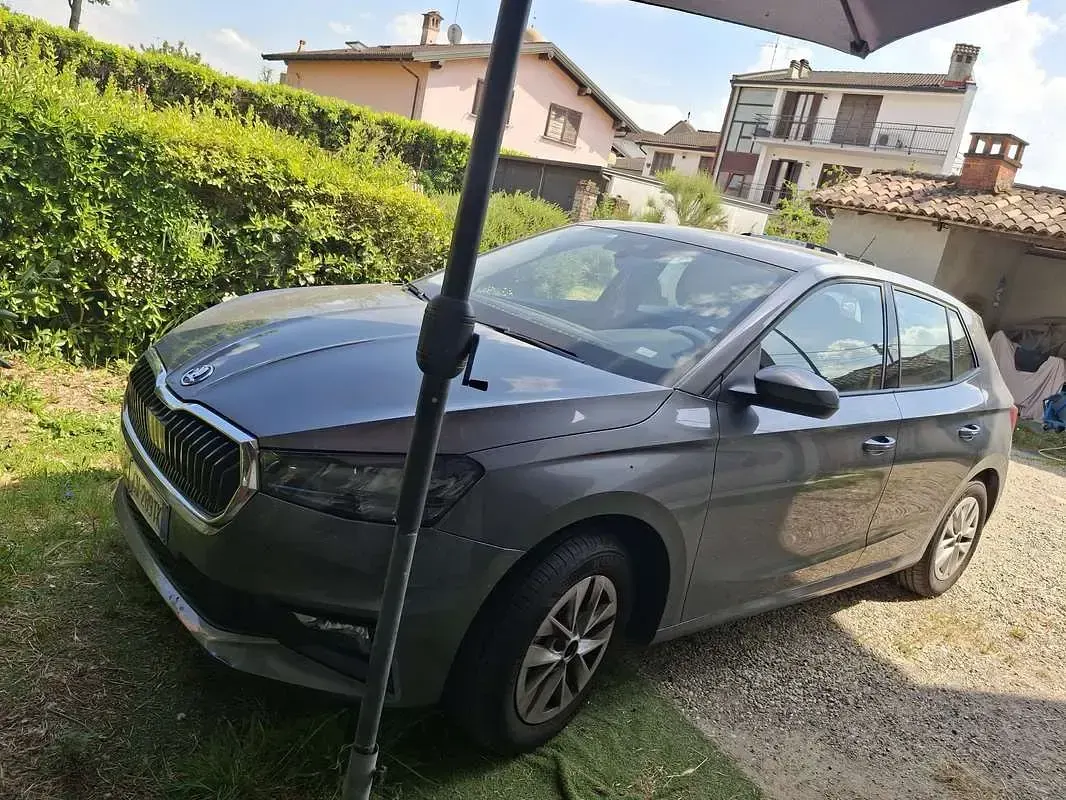 Usata Skoda Fabia 75 CV (55 kW) 2025 Grigio Utilitaria