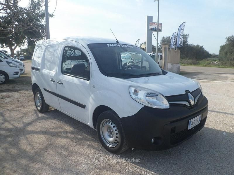 Usata Renault Kangoo 116 CV (85 kW) 2020 Bianco Monovolume