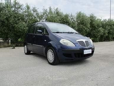 Blu Usata 2007 Lancia Musa Monovolume | 1400 € (Super prezzo) - Immagine 1/1