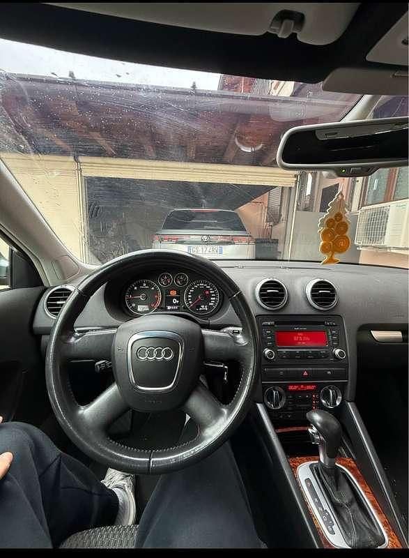 Usata Audi A3 Ambition 105 CV (77 kW) 2010 Utilitaria