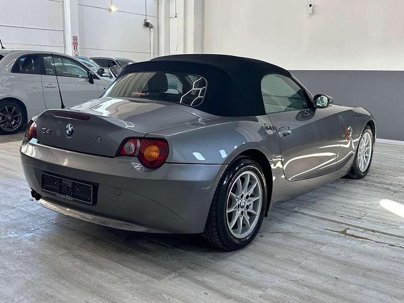 Usata BMW Z4 170 CV (125 kW) 2004 Grigio Cabrio