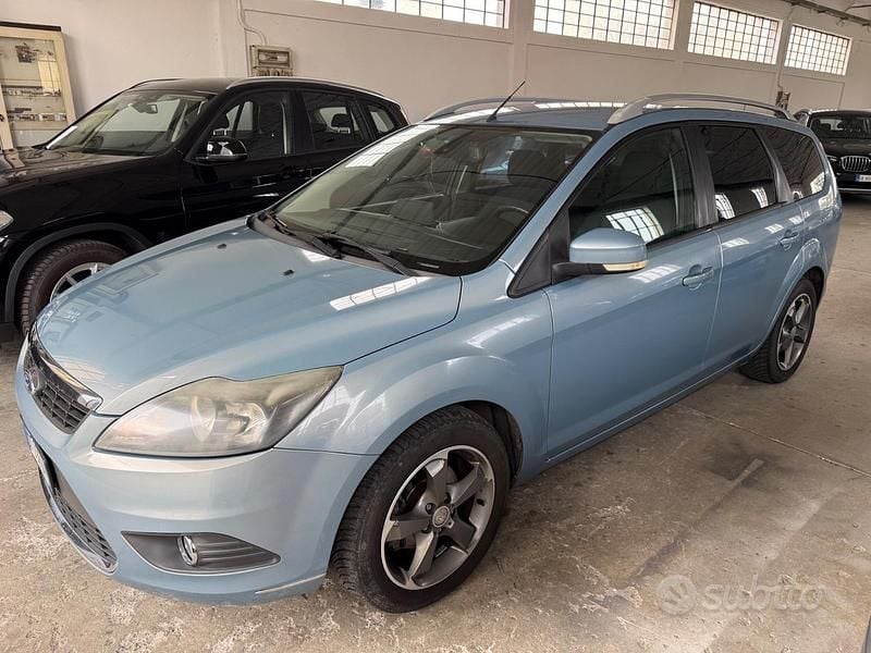 Usata Ford Focus Style 110 CV (80 kW) 2008 Blu Station wagon