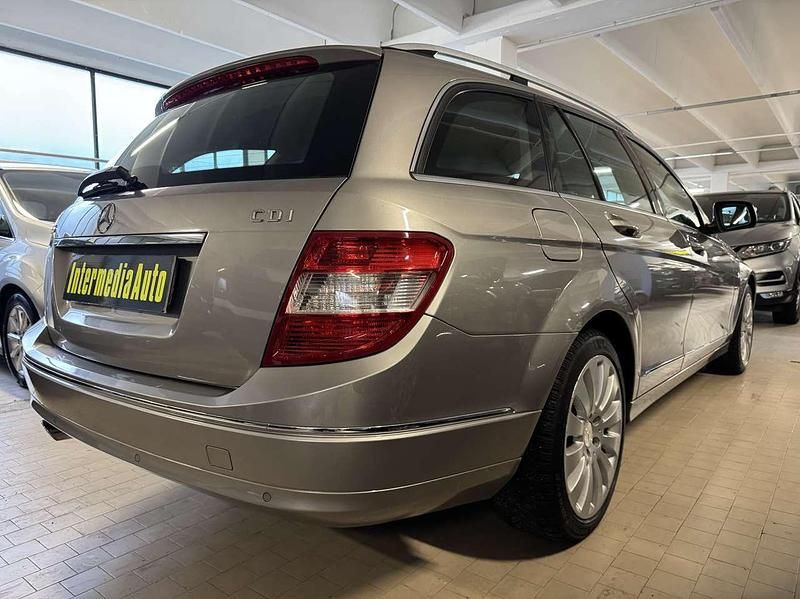 Usata Mercedes C220 Elegance 170 CV (125 kW) 2008 Grigio Station wagon
