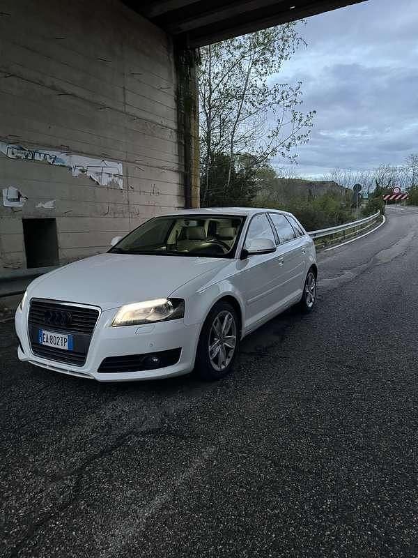 Usata Audi A3 Attraction 140 CV (102 kW) 2010 Berlina