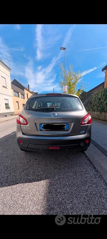 Usata Nissan Qashqai 115 CV (84 kW) 2011 Grigio SUV