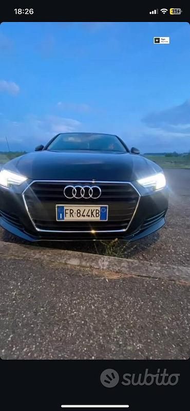 Usata Audi A4 Design 150 CV (110 kW) 2018 Nero Berlina