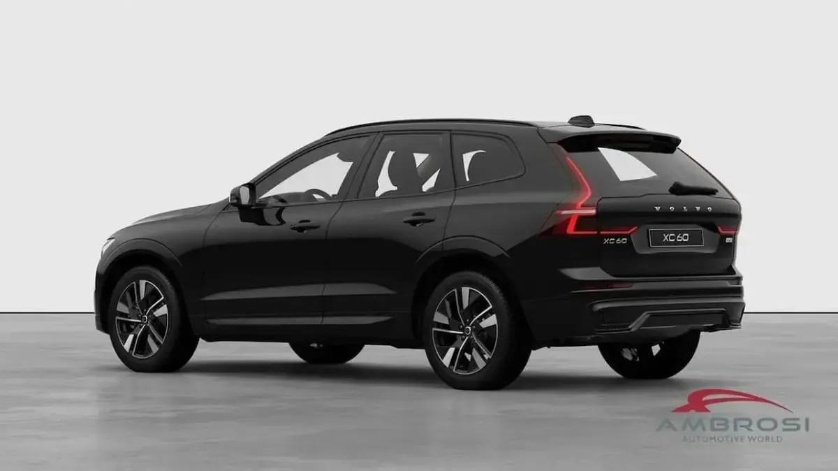 Nuova Volvo XC60 Plus 250 CV (183 kW) 2026 Bluazzurro SUV