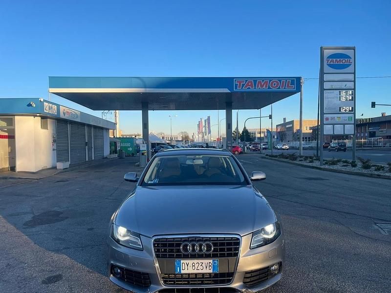 Argento Usata 2010 Audi A4 Station wagon | 3999 € (Buon prezzo) - Immagine 1/4