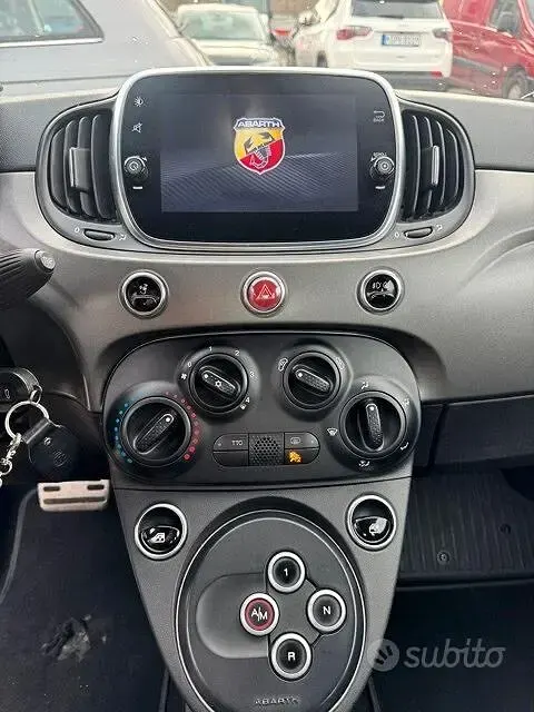 Usata Abarth 595 Turismo 165 CV (121 kW) 2021 Grigio Berlina