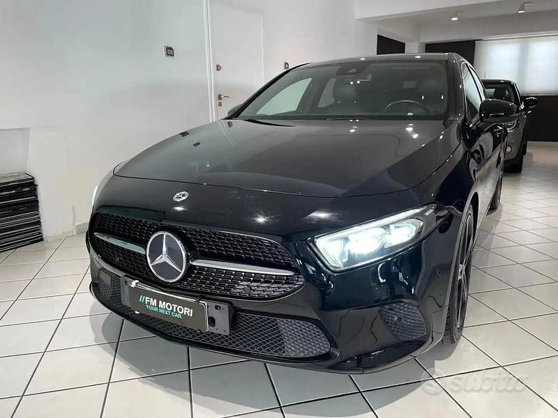 Usata Mercedes A180 Premium 116 CV (85 kW) 2021 Nero Berlina