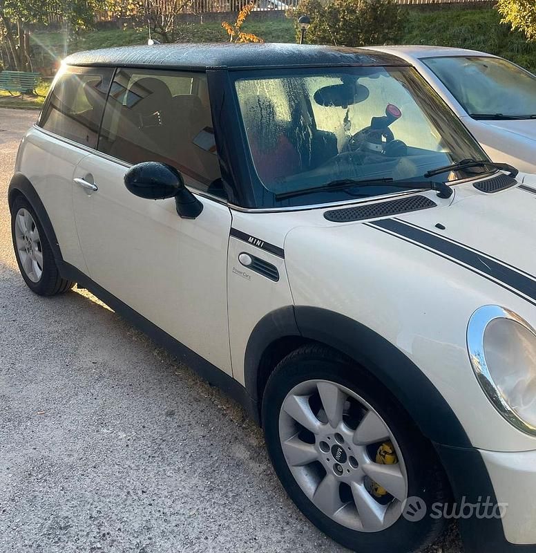Usata Mini Cooper Coupé 116 CV (85 kW) 2005 Bianco Coupé