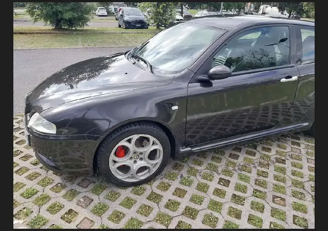 Usata Alfa Romeo 147 GTA 252 CV (185 kW) 2003 Utilitaria