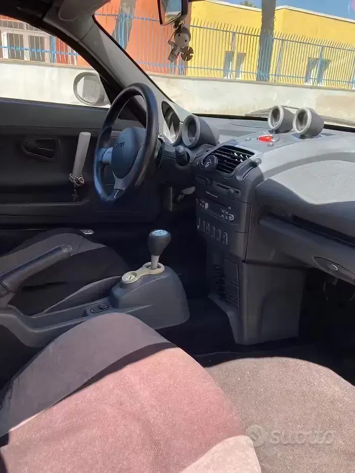 Usata Smart Roadster 82 CV (60 kW) 2003 Nero Cabrio