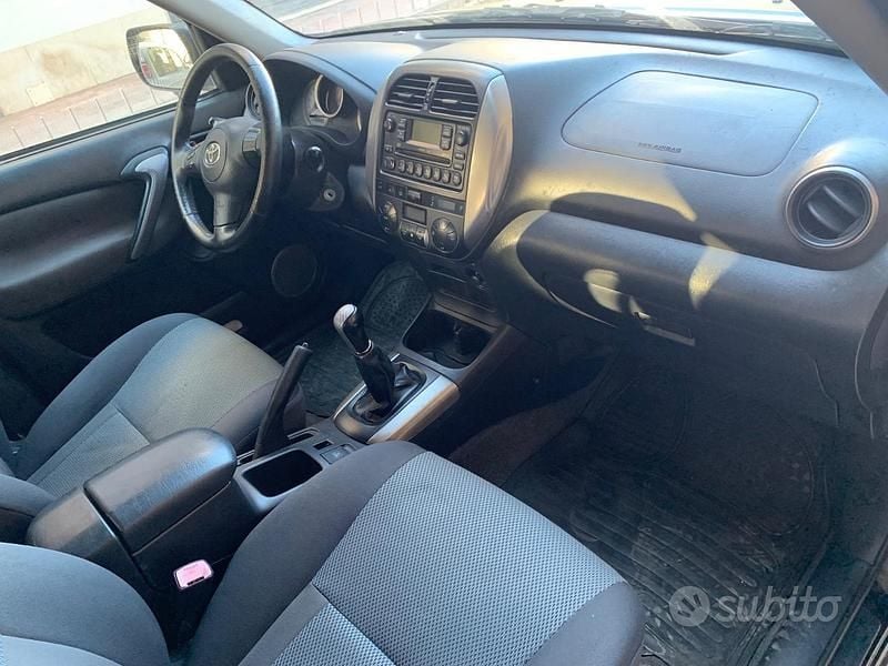 Brugt Toyota RAV4 Sol 116 HK (85 kW) 2005 Sort SUV