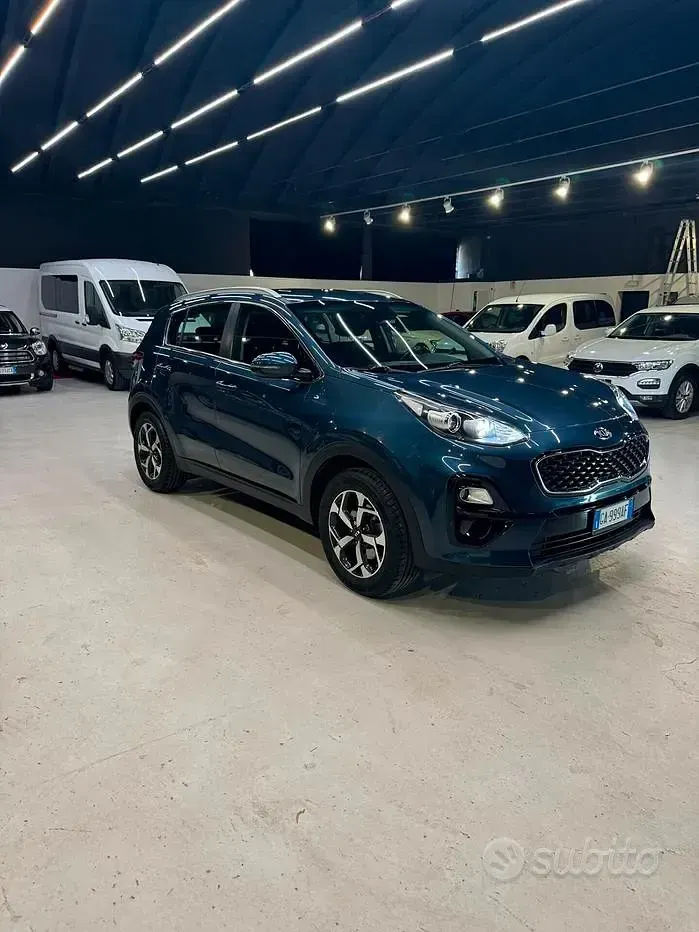 Usata Kia Sportage 115 CV (84 kW) 2020 Blu SUV