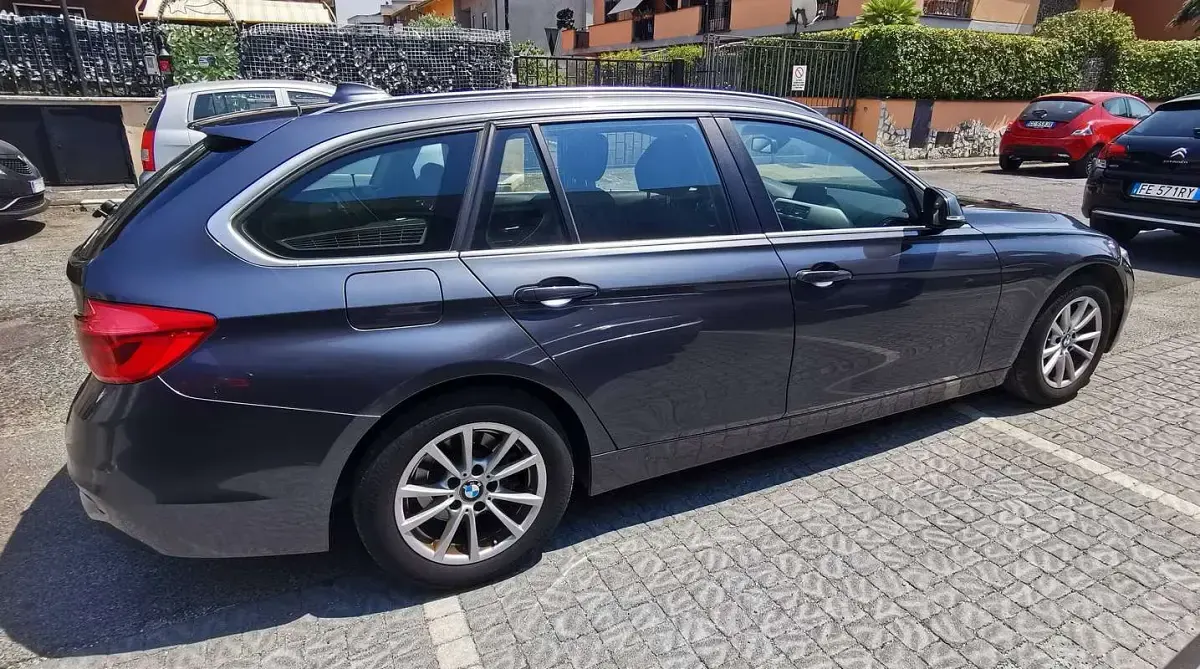 Usata BMW 316 Advantage 116 CV (85 kW) 2018 Grigio Station wagon