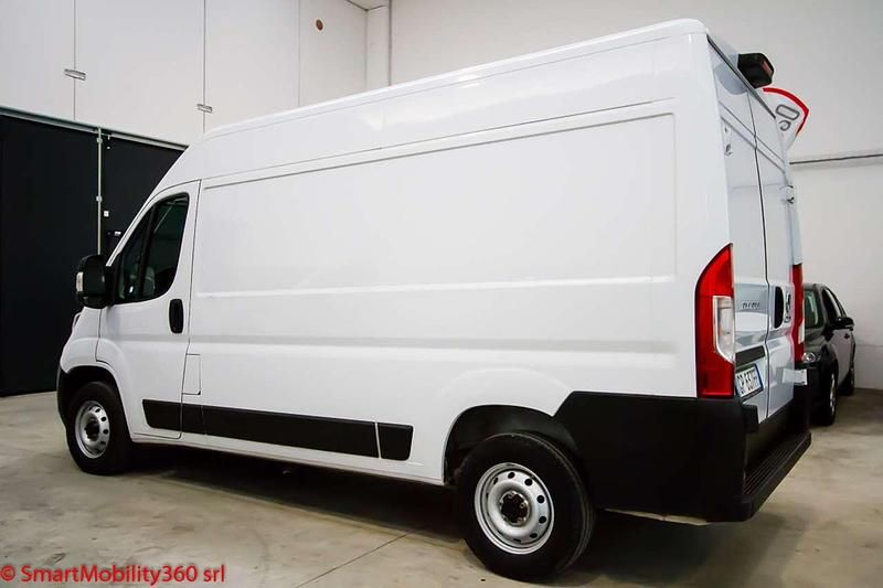 Usata Fiat Ducato 140 CV (102 kW) 2023 Bianco Furgone