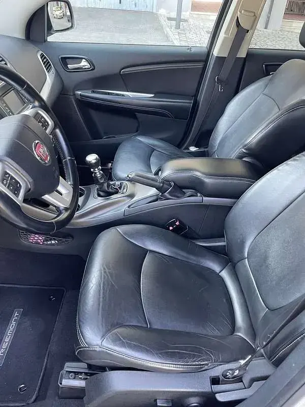 Usata Fiat Freemont 140 CV (102 kW) 2011 SUV