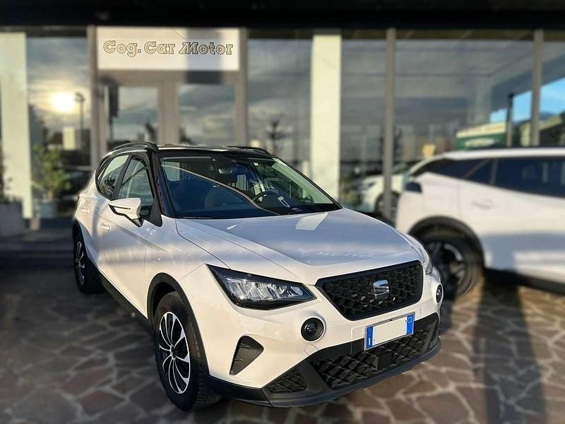 Usata Seat Arona Style 95 CV (69 kW) 2022 Bianco SUV