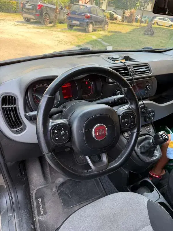 Usata Fiat Panda Lounge 69 CV (50 kW) 2017 Grigio Utilitaria