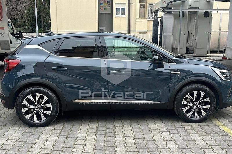 Usata Renault Captur Techno 145 CV (106 kW) 2023 Blu SUV