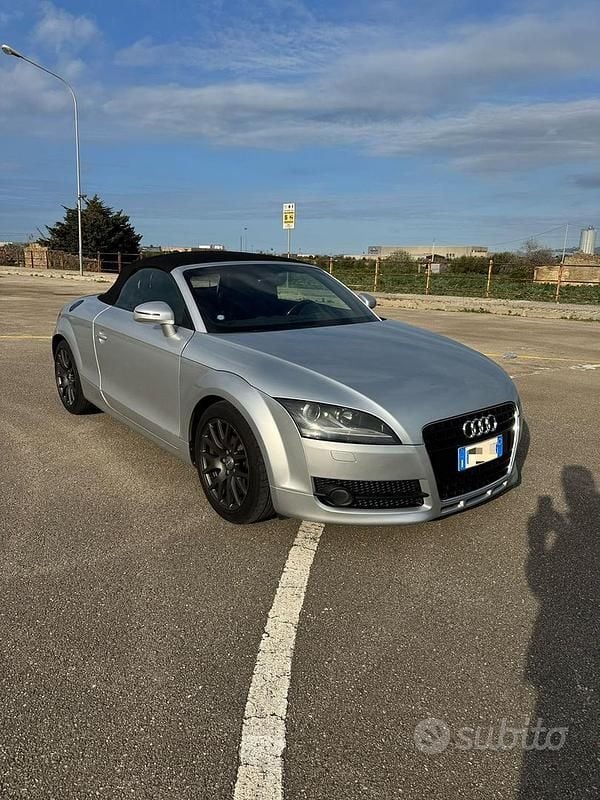 Usata Audi TT Roadster Design 200 CV (147 kW) 2007 Grigio Cabrio