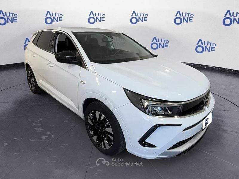 Nero Usata 2022 Opel Grandland X Business Elegance SUV | 15.400 € (Super prezzo) - Immagine 1/3