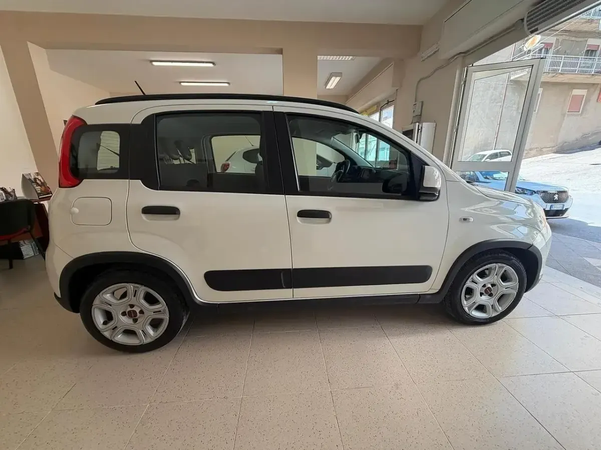 Usata Fiat Panda Cross Cross 69 CV (50 kW) 2022 Bianco Utilitaria
