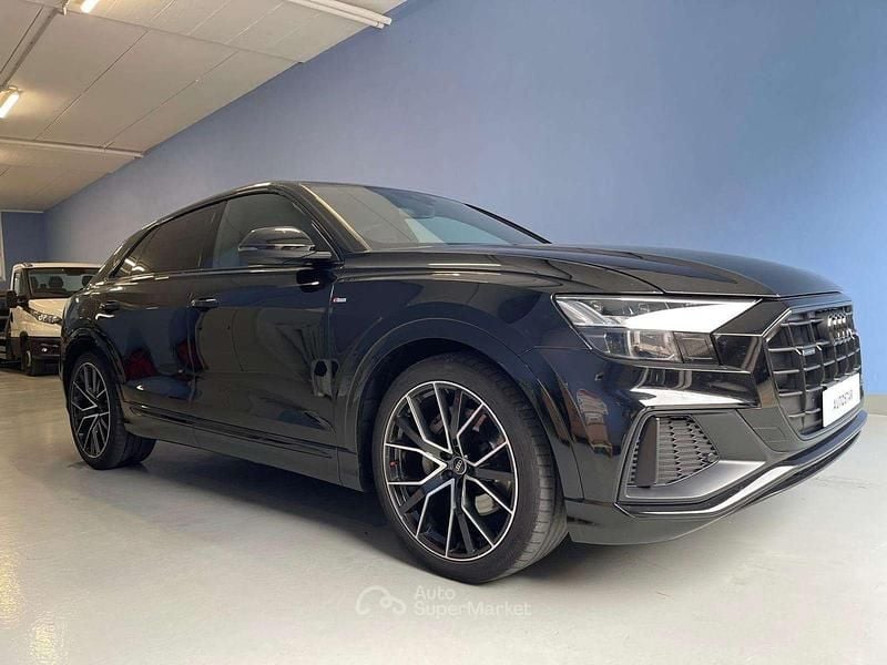 Usata Audi Q8 S-Line 286 CV (210 kW) 2022 Nero SUV