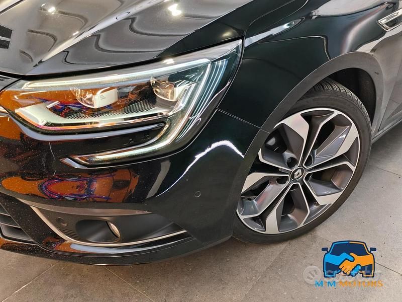 Usata Renault Mégane IV Intens 110 CV (80 kW) 2017 Nero Coupé