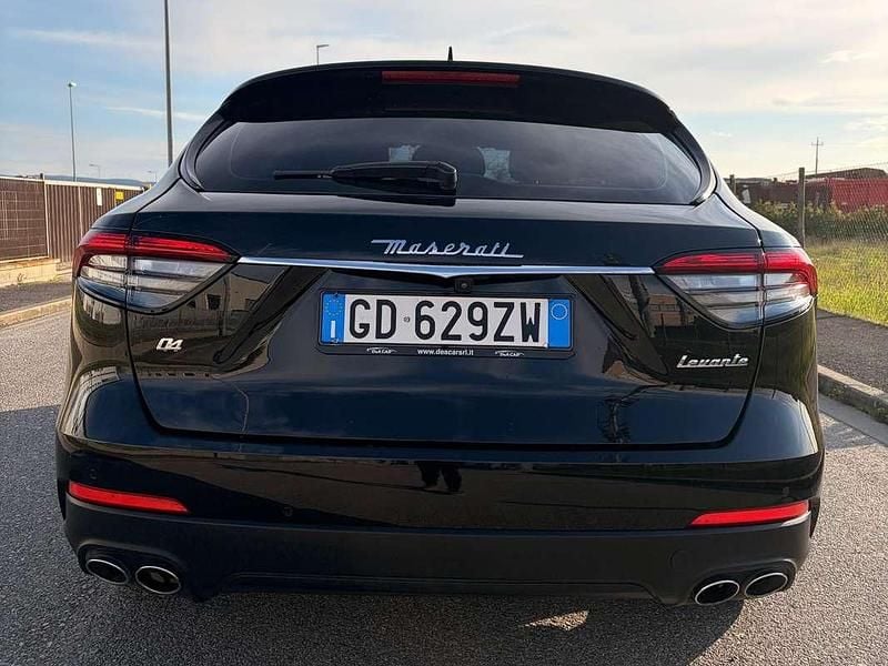 Usata Maserati Levante GranLusso 349 CV (256 kW) 2021 Nero SUV