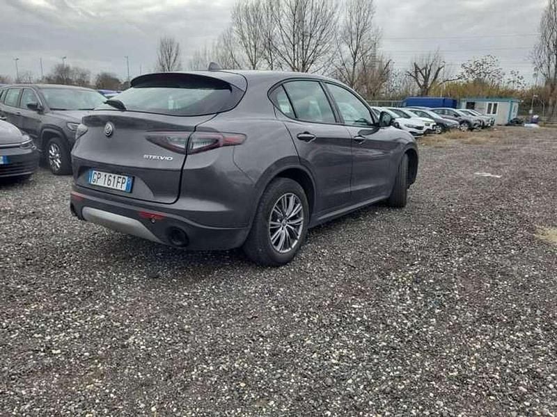Usata Alfa Romeo Stelvio Super 209 CV (153 kW) 2023 Nero SUV