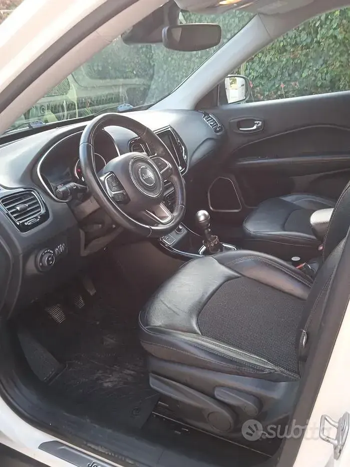 Usata Jeep Compass 120 CV (88 kW) 2019 Bianco SUV