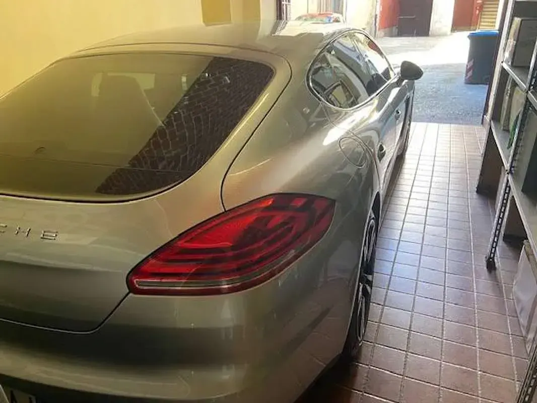 Usata Porsche Panamera Edition 300 CV (220 kW) 2016 Argento Utilitaria