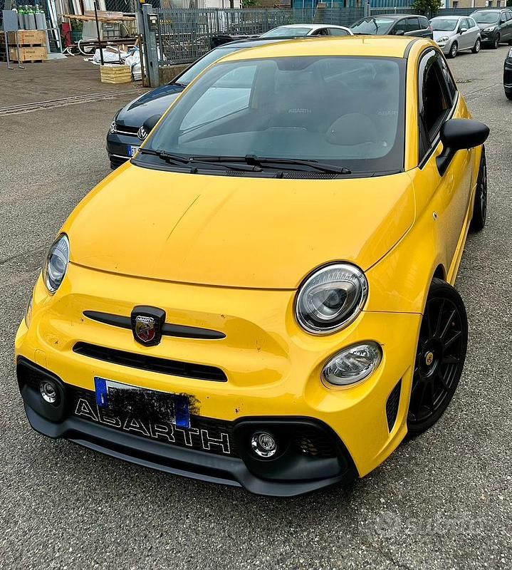 Usata Abarth 595 Competizione 180 CV (132 kW) 2018 Giallo Utilitaria