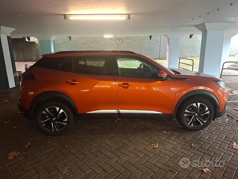 Usata Peugeot 2008 131 CV (96 kW) 2020 SUV