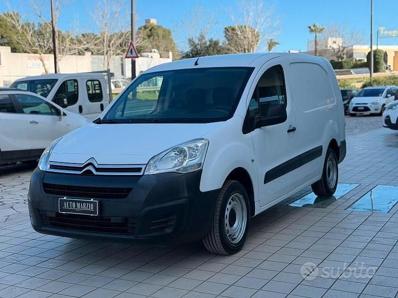 Usata Citroën Berlingo 100 CV (73 kW) 2016 Bianco Monovolume