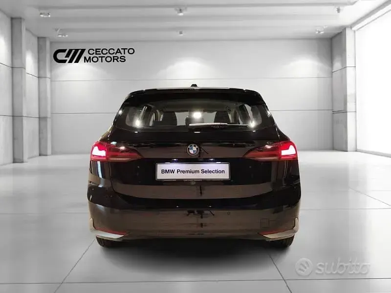 Usata BMW 218 Active Tourer Efficient Dynamics 136 CV (100 kW) 2022 Nero Monovolume