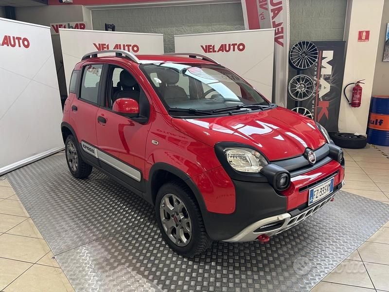 Usata Fiat Panda Cross Cross 86 CV (63 kW) 2020 Rosso Utilitaria