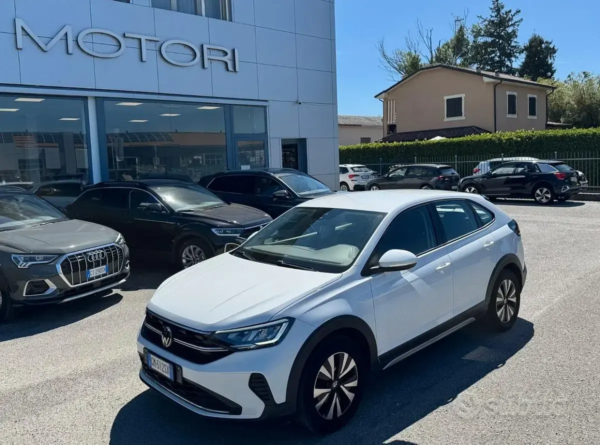 Usata VW Taigo Life 95 CV (69 kW) 2023 Pure white SUV