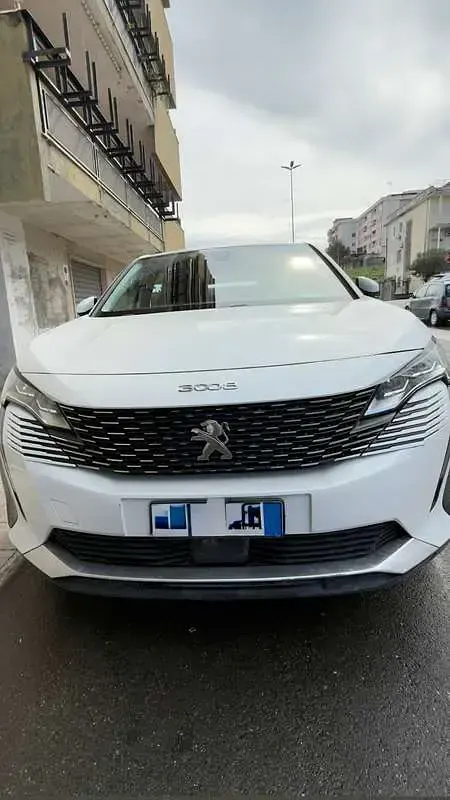 Usata Peugeot 3008 Active 120 CV (88 kW) 2021 SUV