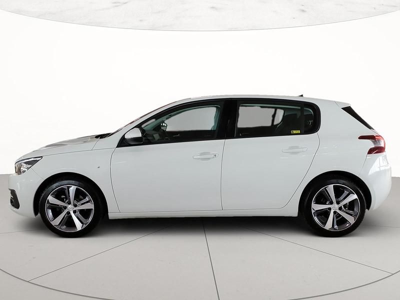 Usata Peugeot 308 Active 110 CV (80 kW) 2020 Bianco Berlina