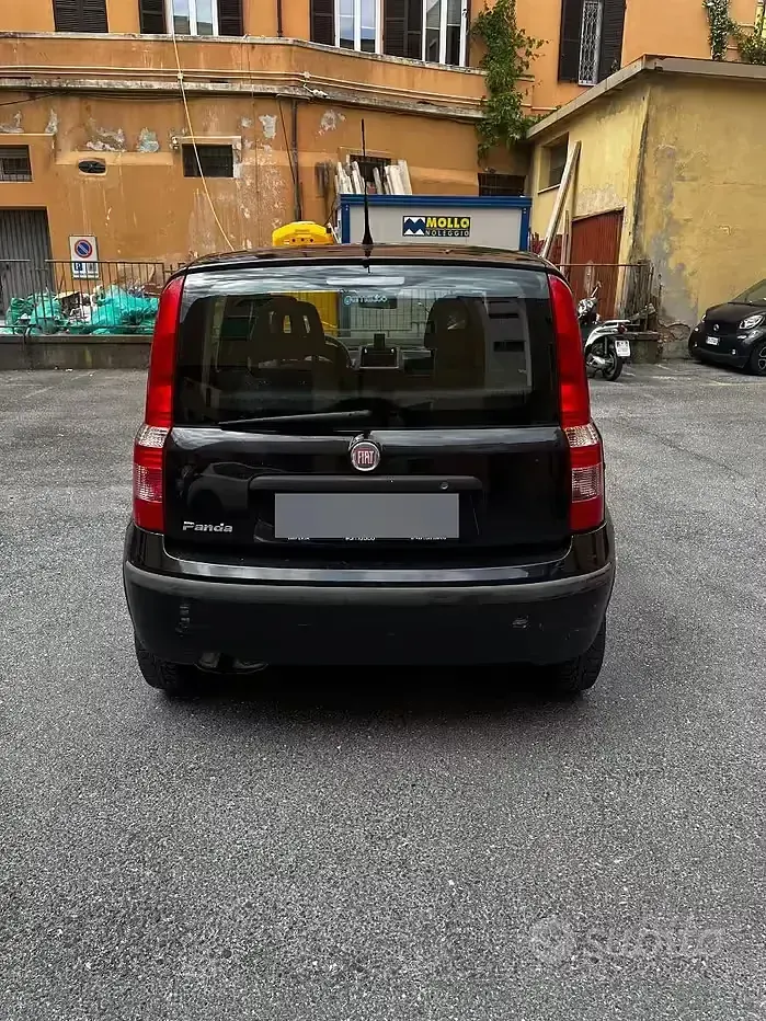 Usata Fiat Panda 69 CV (50 kW) 2012 Nero Utilitaria