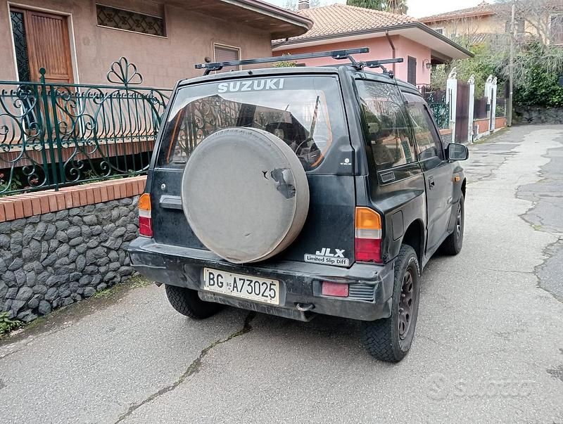 Usata Suzuki Vitara 1991 Nero SUV
