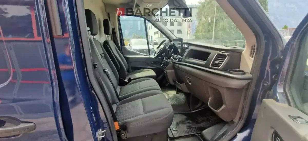 Usata Ford Transit Trend 131 CV (96 kW) 2023 Blu/azzurro Furgone